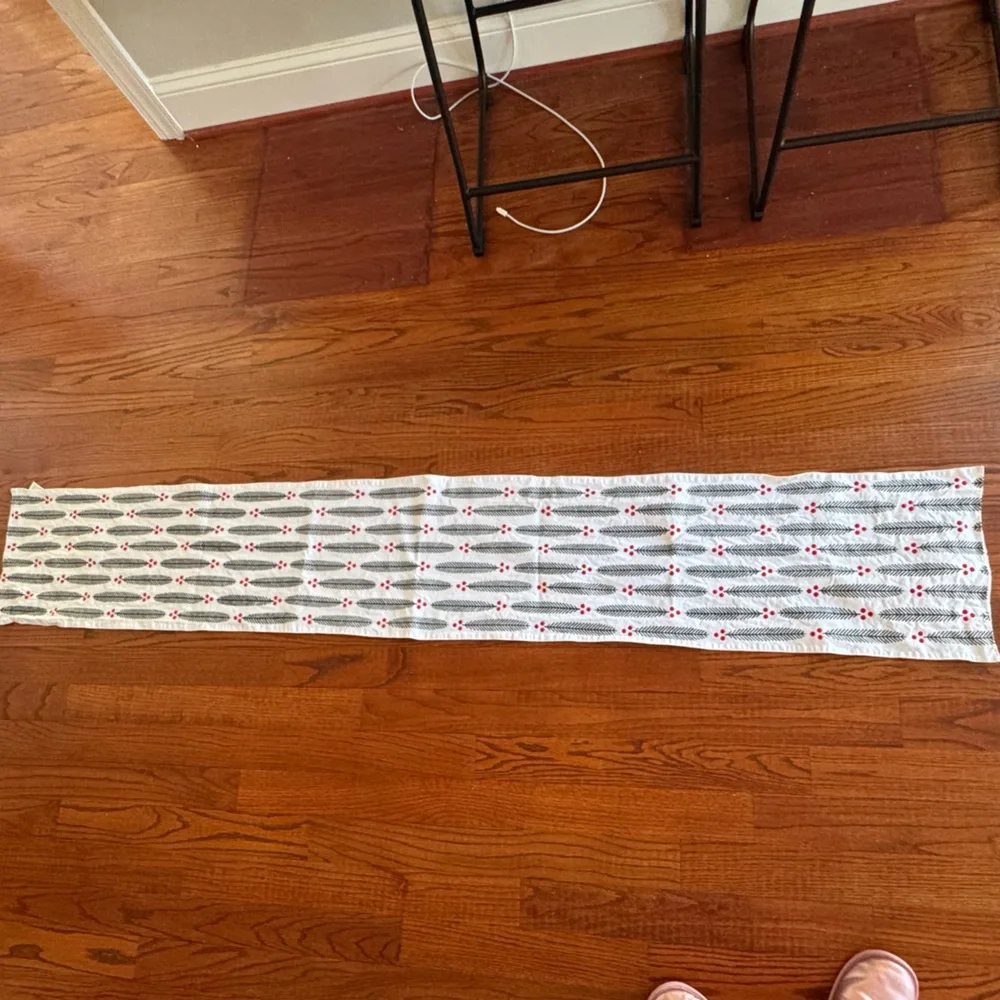 Crate & Barrel Modern Holiday Runner